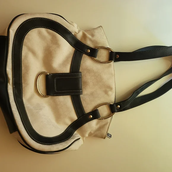 New York and company purse - Picture 4 of 6